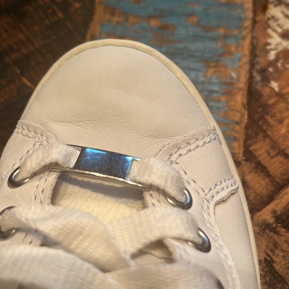 UGG Milo White sneaker - Picture 7 of 7